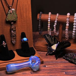 Looking for custom jewelry and art from local artists or pipes & rigs.
